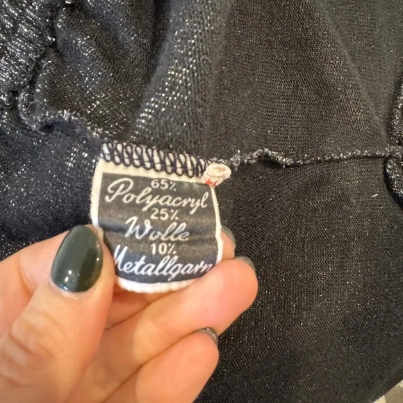 Metallic Zip Up Top - Picture 5 of 5